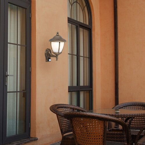 Aplica exterior Madrid, auriu antic, 1xE27, IP43, Rabalux, 7836