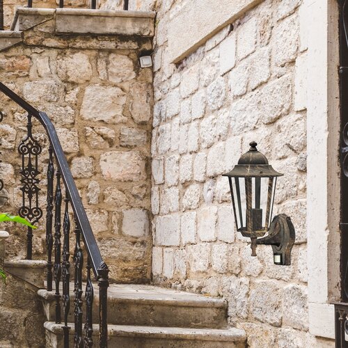 Aplica exterior Velence, auriu antic, 1xE27, IP43, Rabalux, 8218