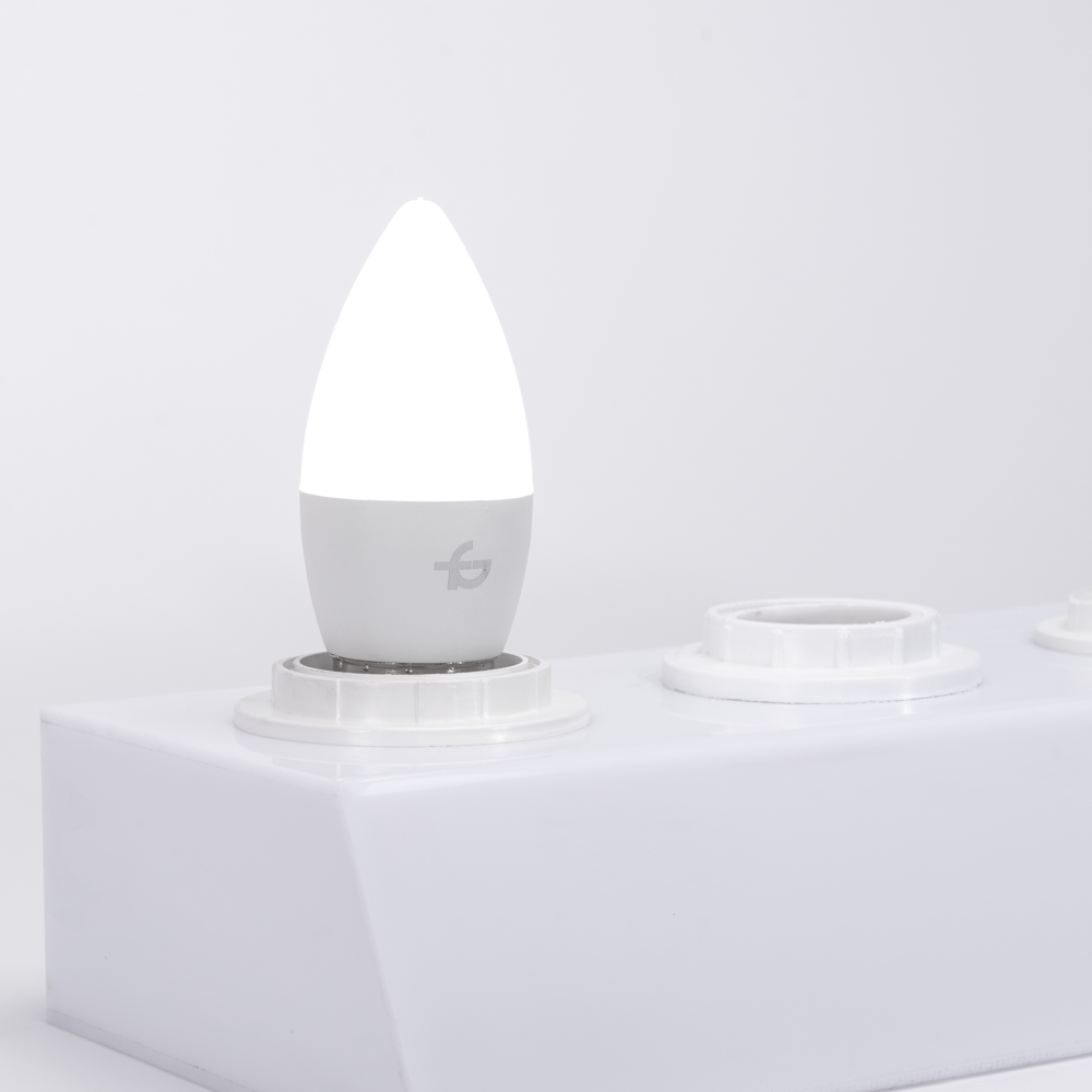 Bec LED LUMANARE 6W E27 5000K