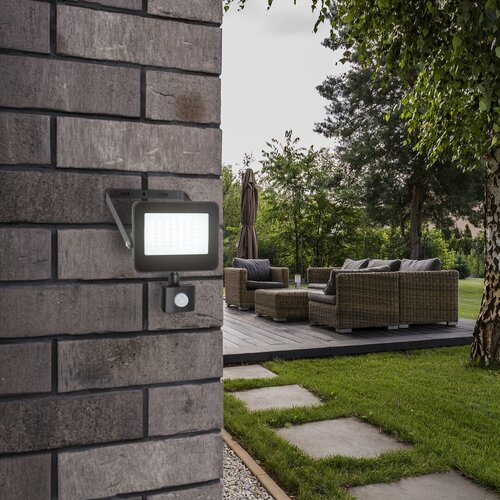 Proiector LED exterior Flood cu senzor, negru, 30W, 2700lm, 4000K, IP44, Rabalux, 7068