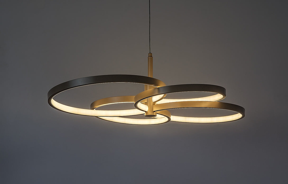 Lustră LED suspendată modernă 70W 5600lm cu telecomandă și lumină reglabilă – Isidora