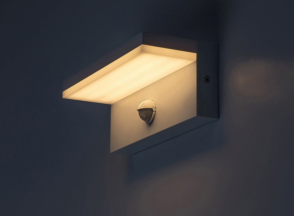 Aplica LED exterior Zaragoza, alb, 9W, 850lm, 2700K, 4000K, 6500K, IP54, Rabalux, 77116